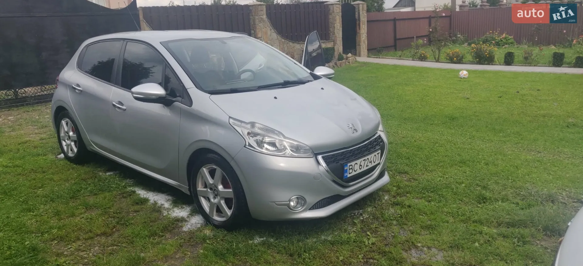 2013 Peugeot 208 - мініатюра 3