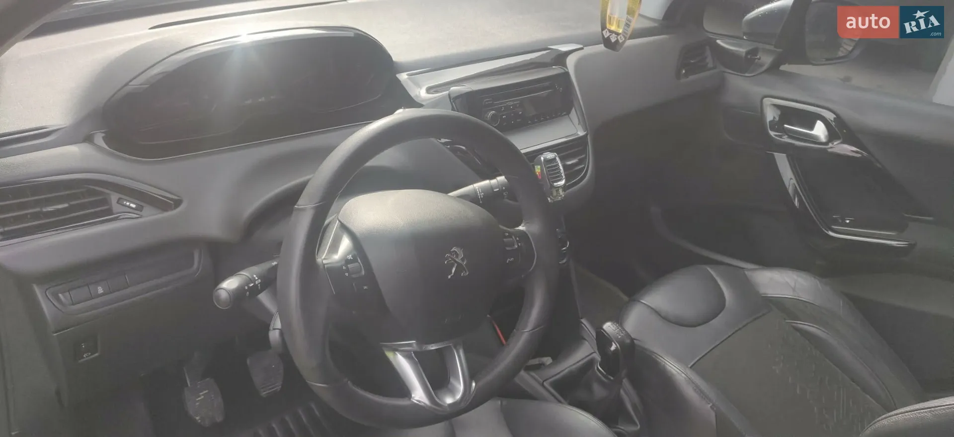2013 Peugeot 208 - мініатюра 5