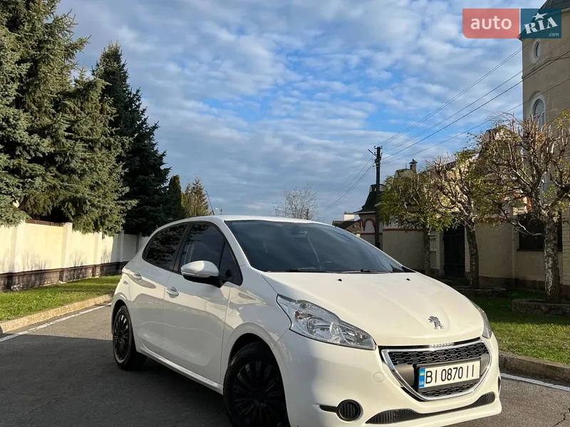 Peugeot 208 2014