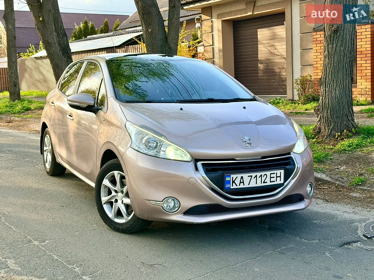2013 Peugeot 208 - мініатюра 23