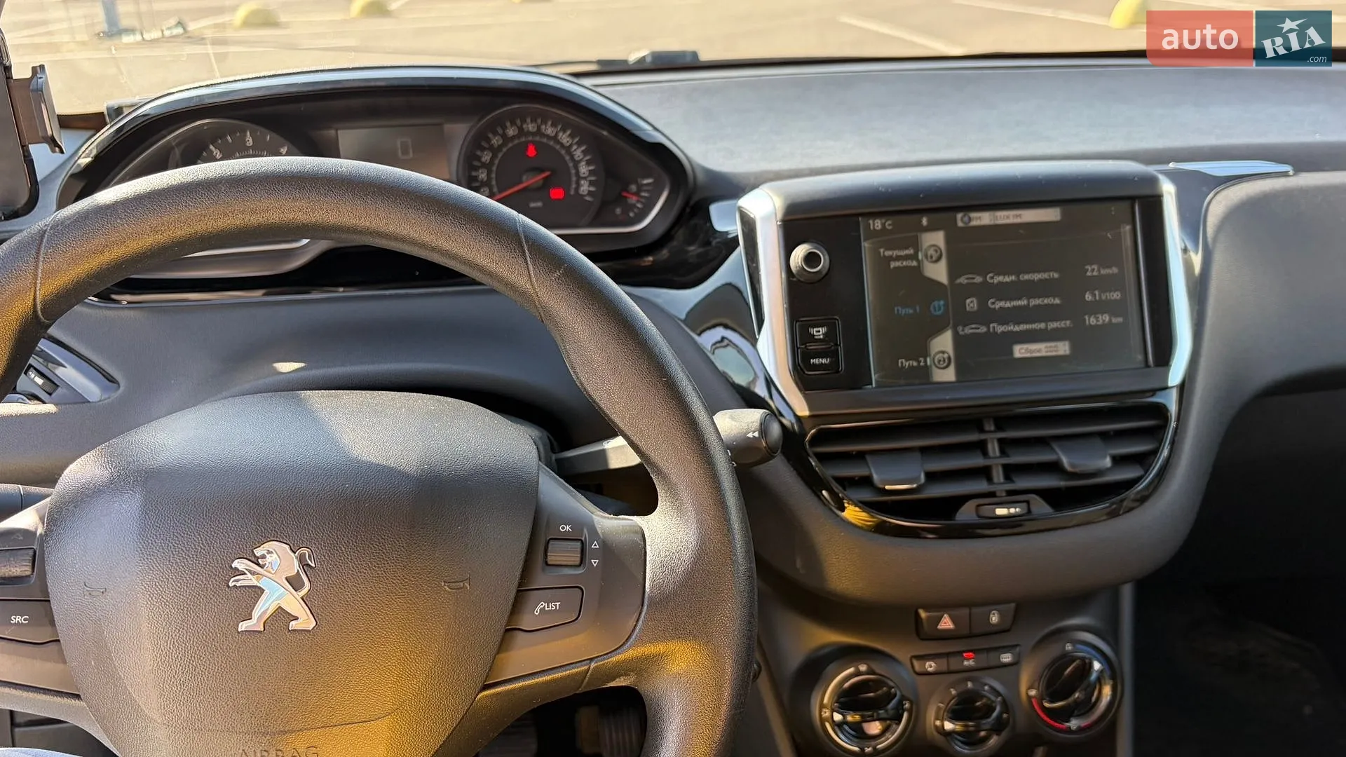 2013 Peugeot 208 - мініатюра 13