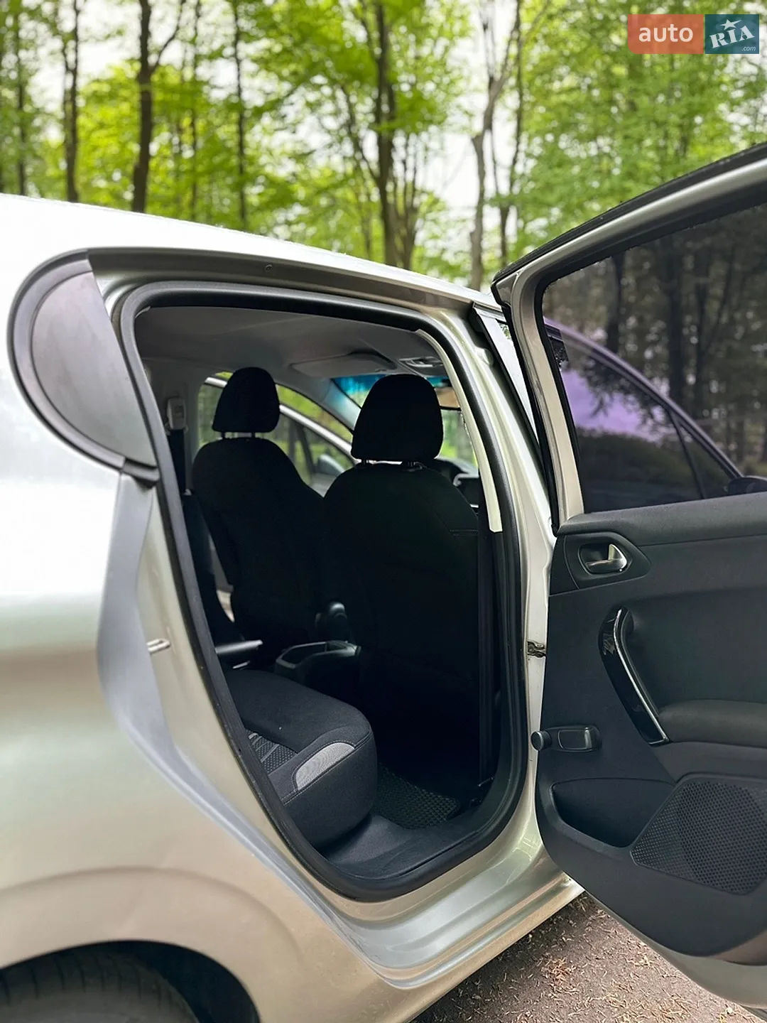 2014 Peugeot 208 - мініатюра 23