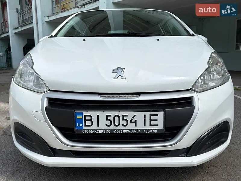 Peugeot 208 2016