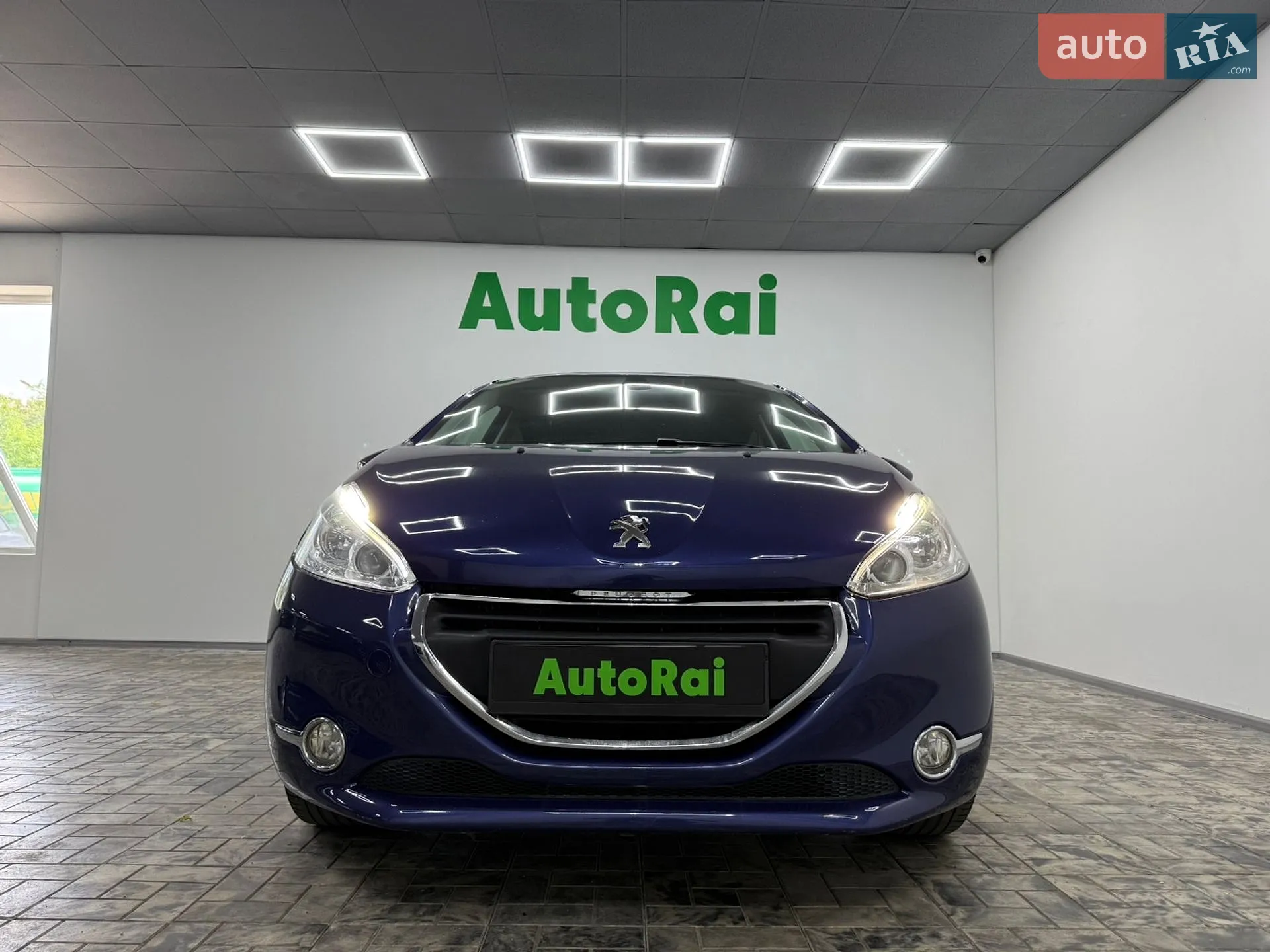 2014 Peugeot 208 - мініатюра 2
