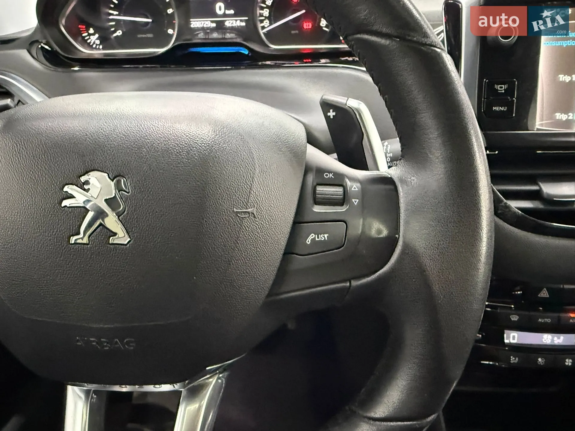 2014 Peugeot 208 - мініатюра 11