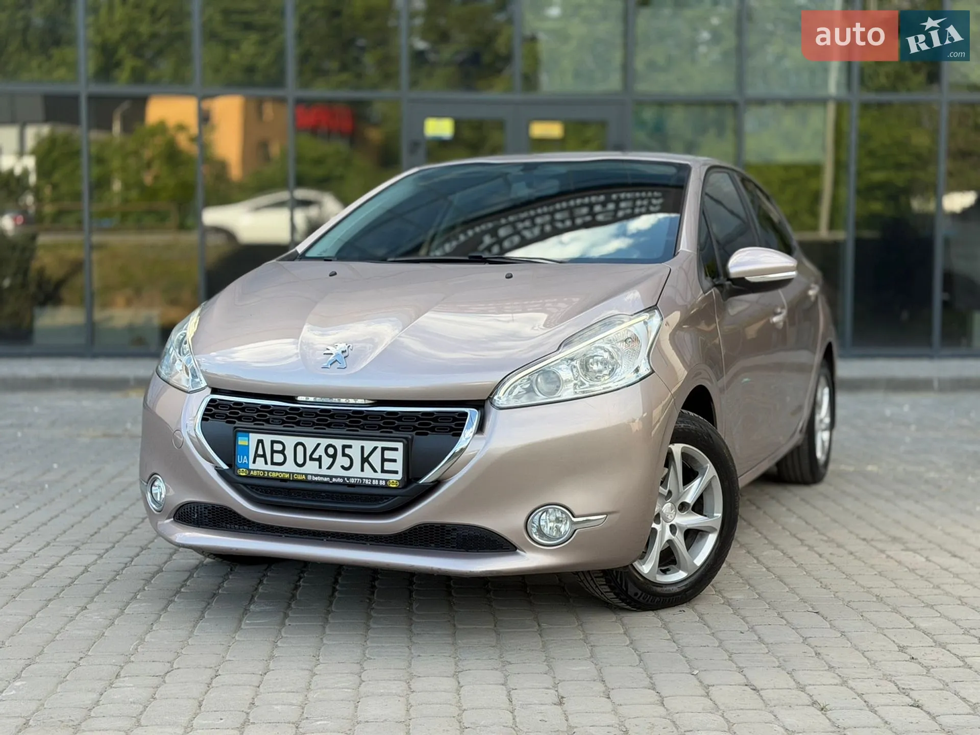 2013 Peugeot 208 - мініатюра 2