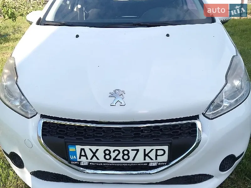 Peugeot 208