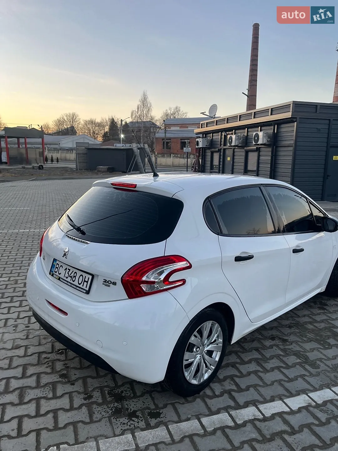 2013 Peugeot 208 - мініатюра 2