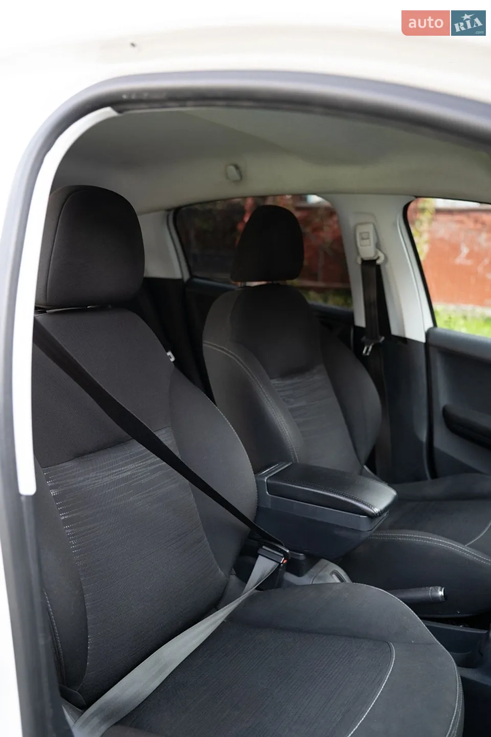 2013 Peugeot 208 - мініатюра 10