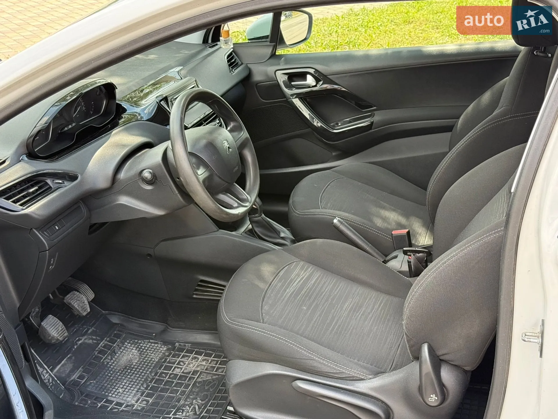 2016 Peugeot 208 - мініатюра 7