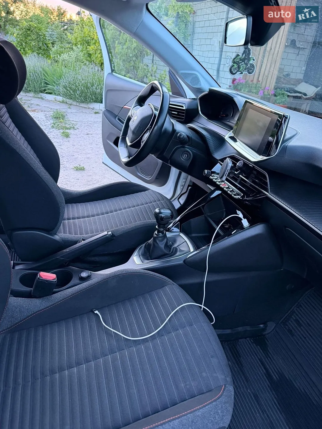 2021 Peugeot 208 - мініатюра 13