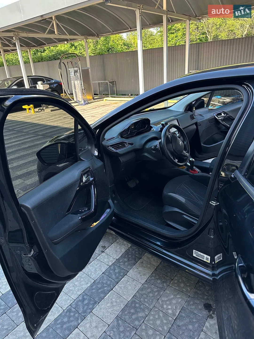 2014 Peugeot 208 - мініатюра 25