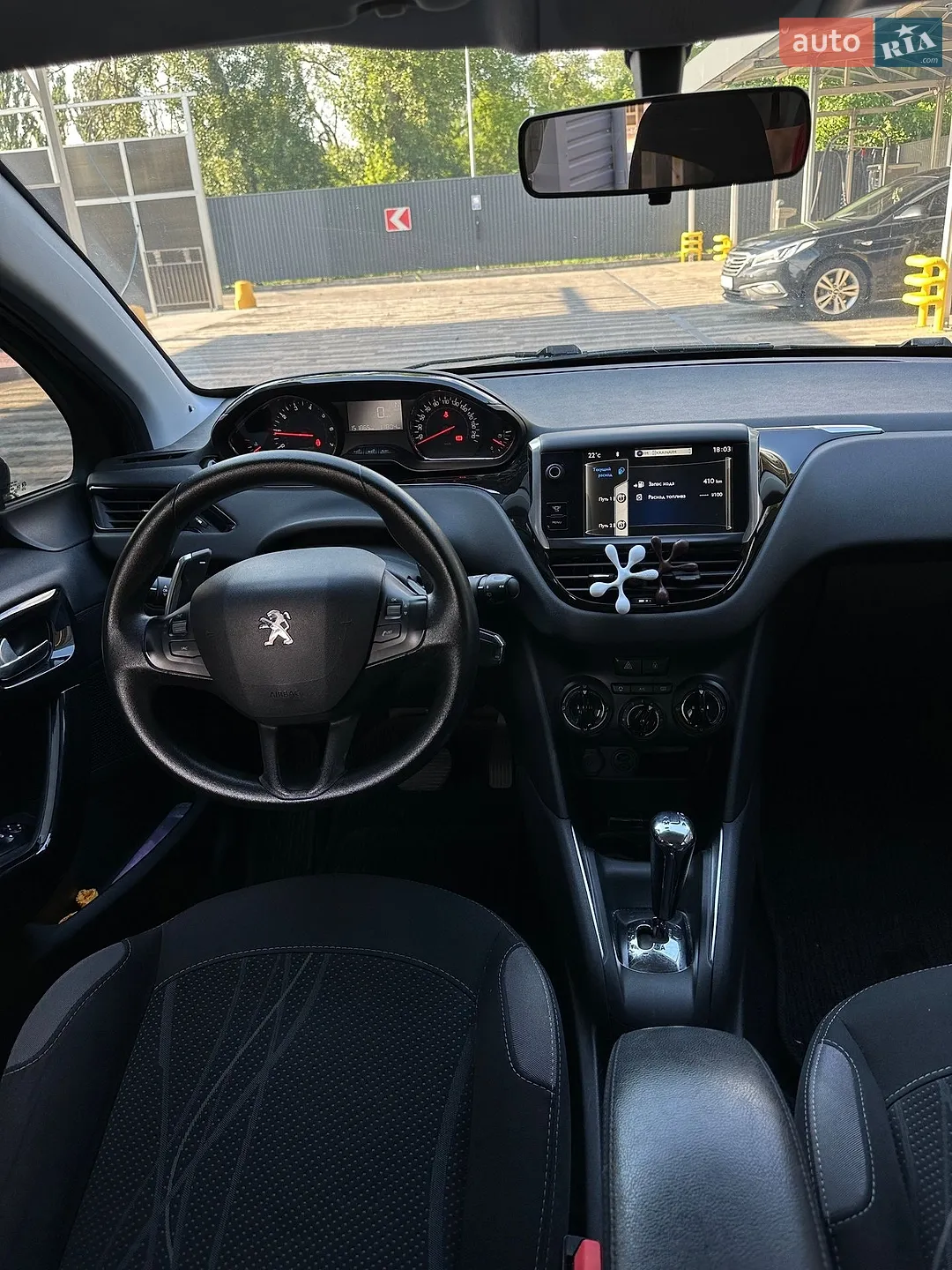2014 Peugeot 208 - мініатюра 12