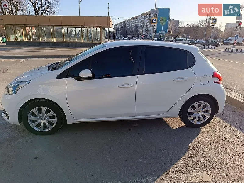 Peugeot 208 2016 VIN VF3CCHMZ0GT225108 фото оголошення 4 з 43