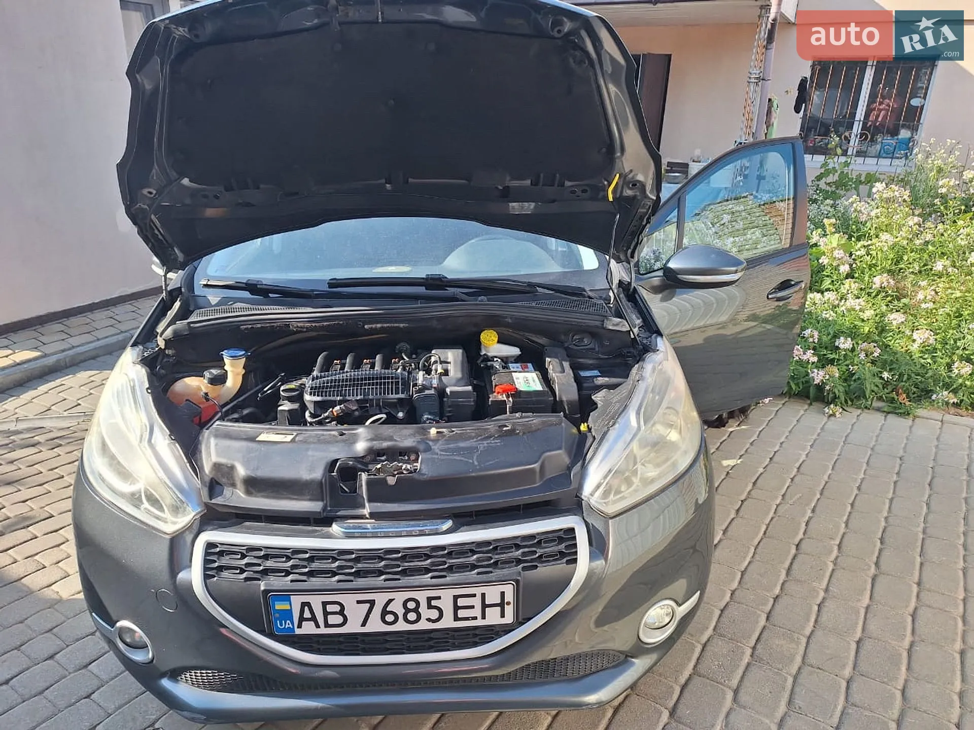 2012 Peugeot 208 - мініатюра 8