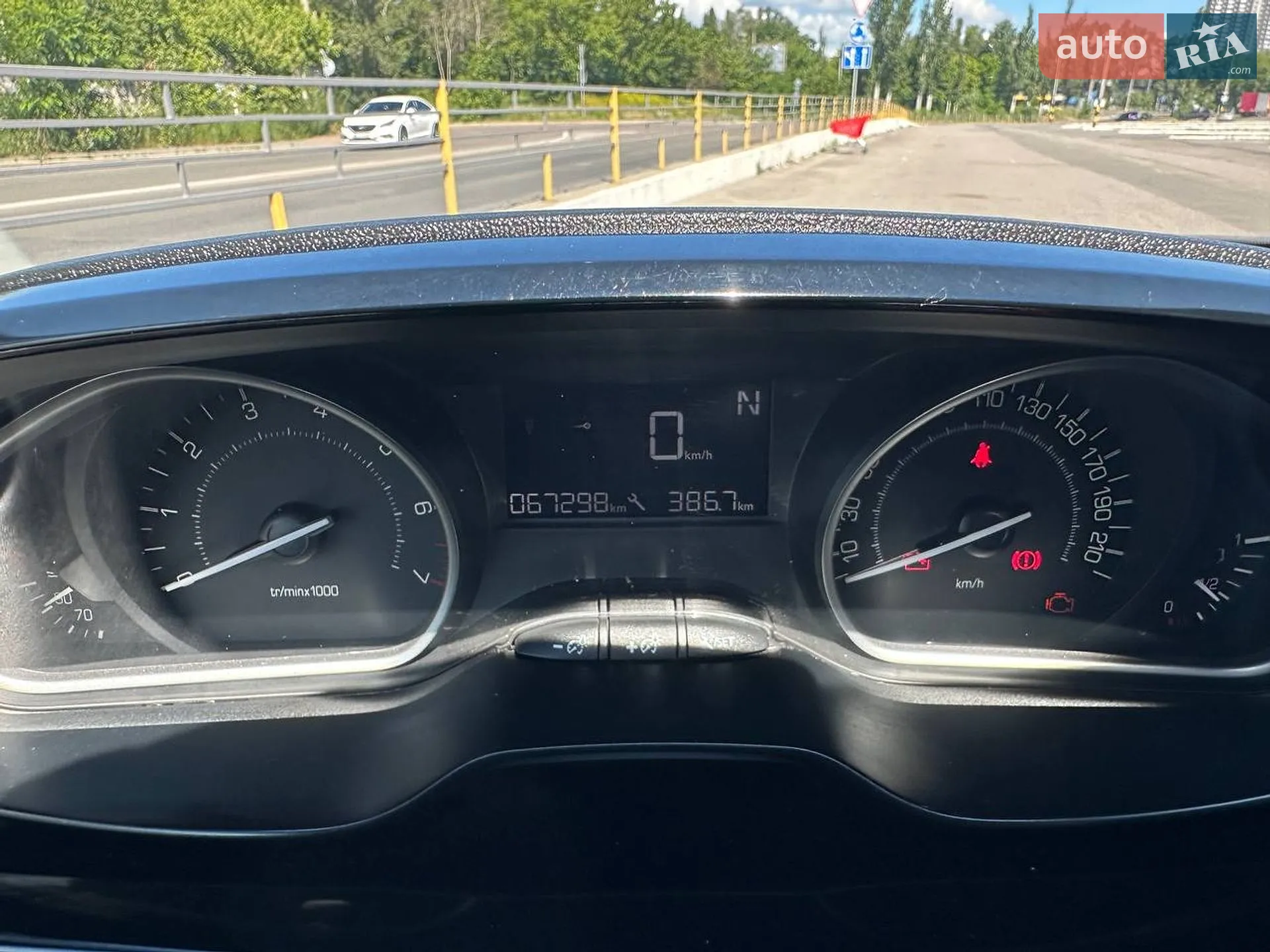 2017 Peugeot 208 - мініатюра 23