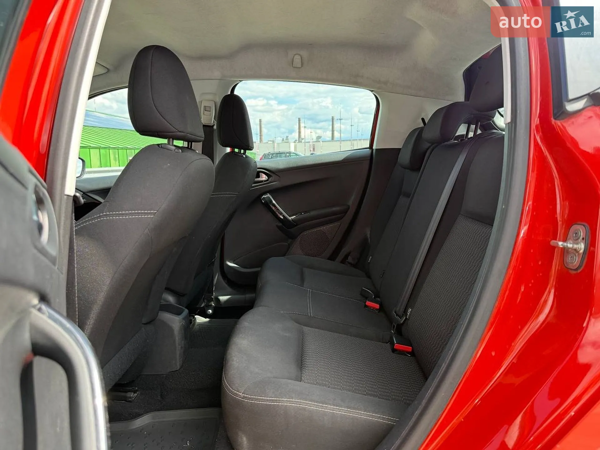 2017 Peugeot 208 - мініатюра 10