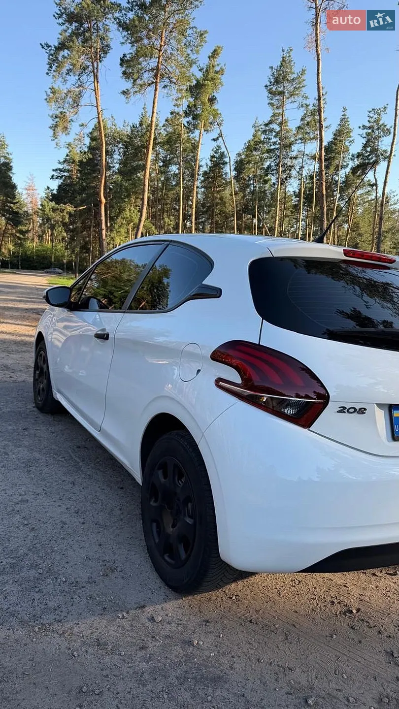 2016 Peugeot 208 - мініатюра 11