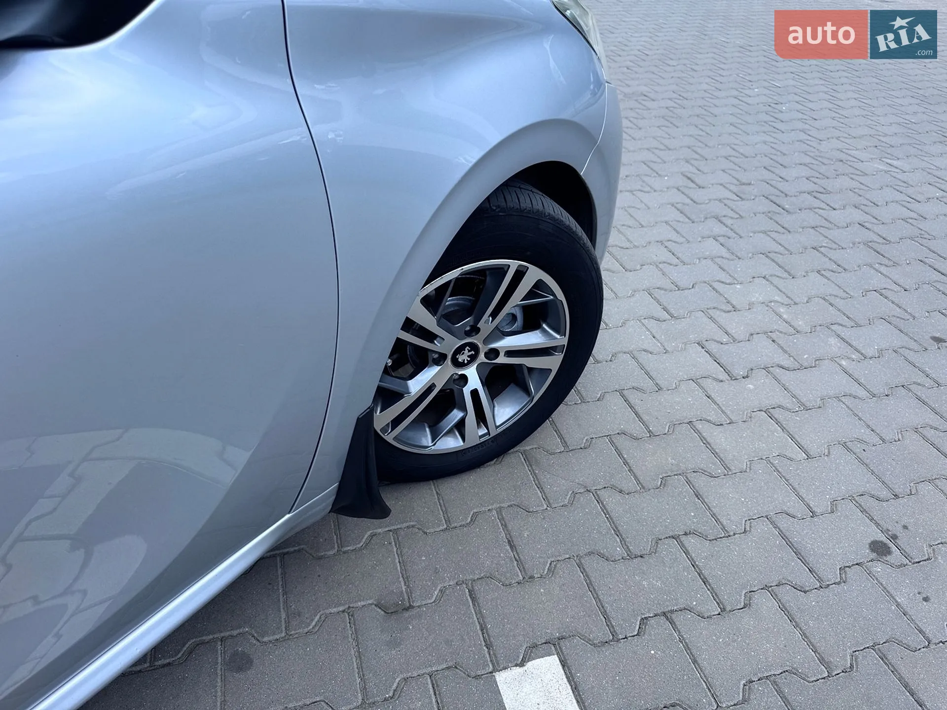 2012 Peugeot 208 - мініатюра 18