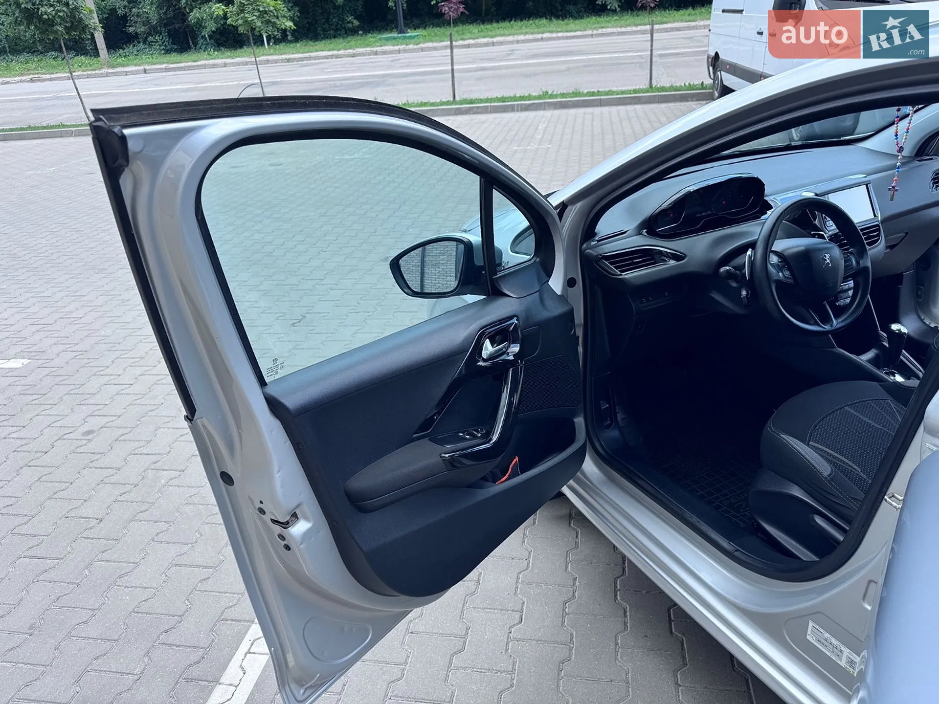2012 Peugeot 208 - мініатюра 52