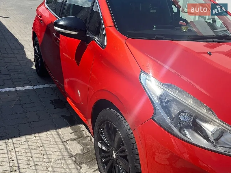 Peugeot 208
