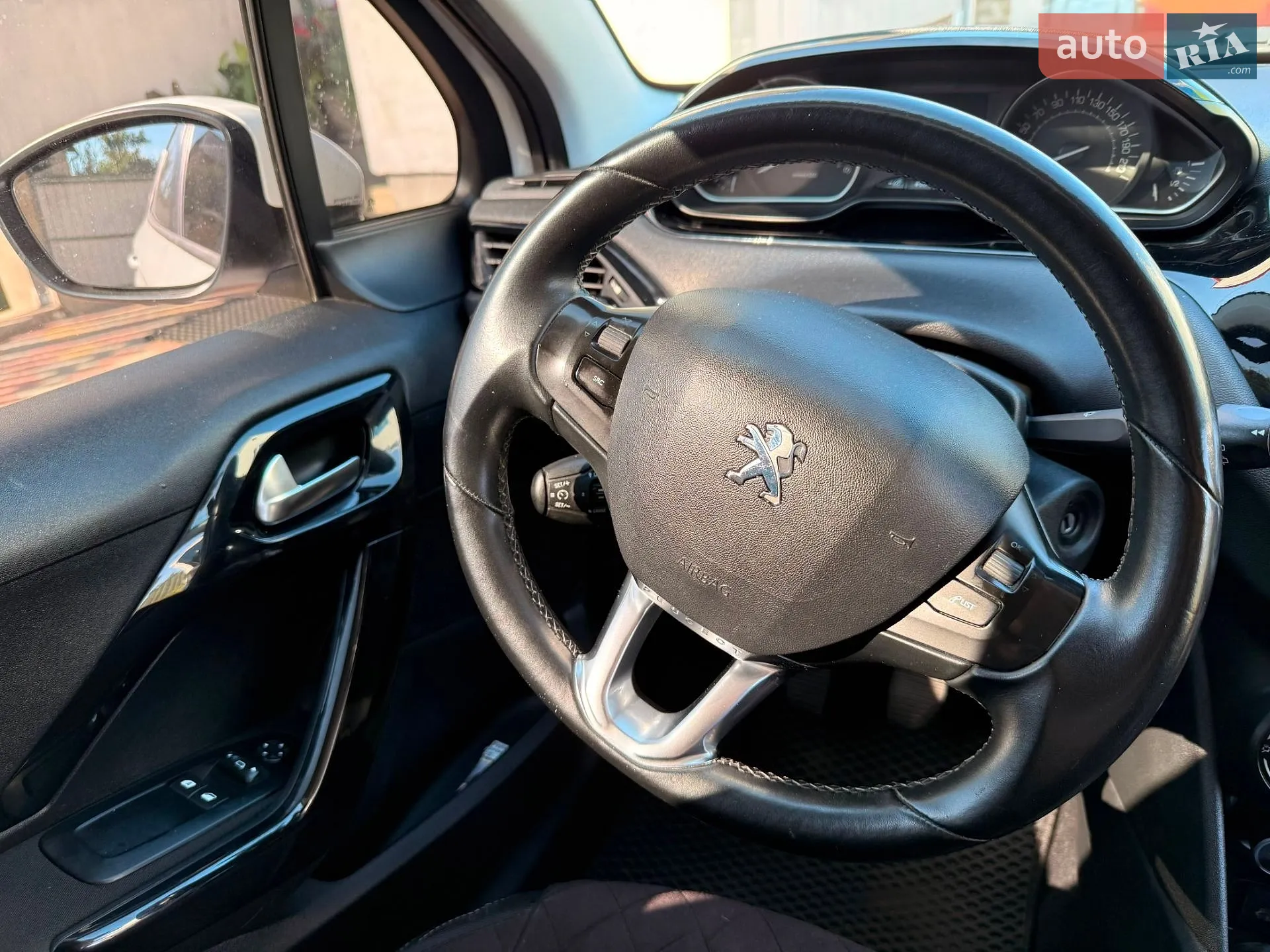 2016 Peugeot 208 - мініатюра 3
