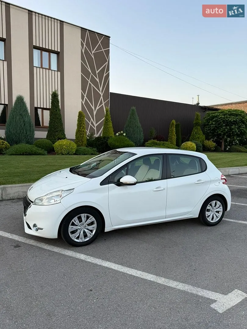 2013 Peugeot 208 - мініатюра 2