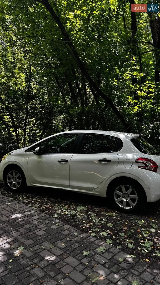 2013 Peugeot 208 - мініатюра 4