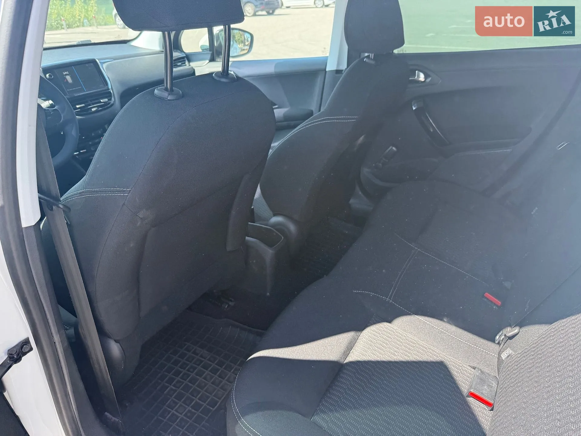 2018 Peugeot 208 - мініатюра 10