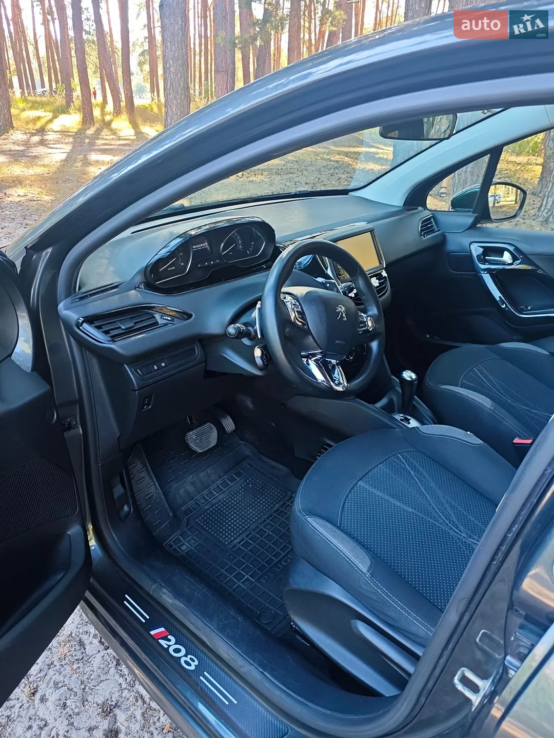 2012 Peugeot 208 - мініатюра 18