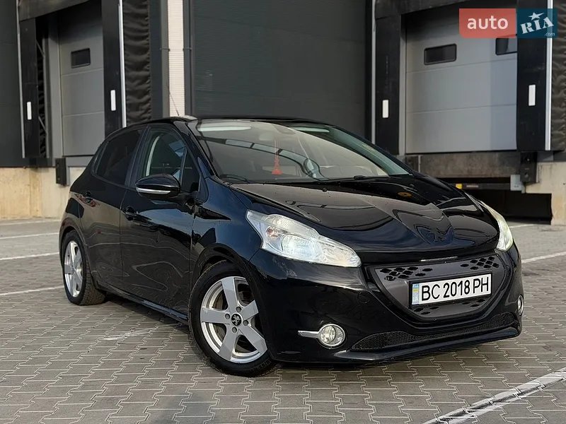 Peugeot 208