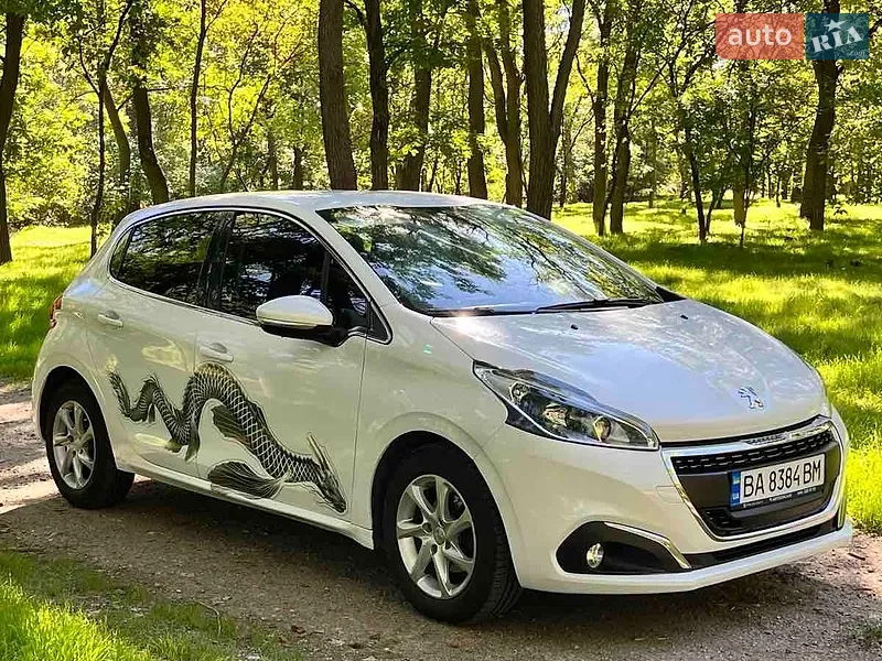 Peugeot 208 2016