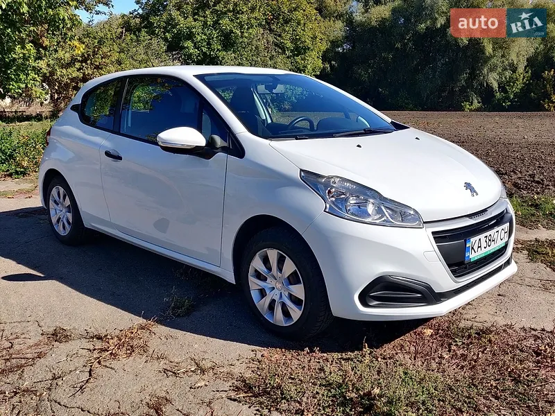 Peugeot 208 2016