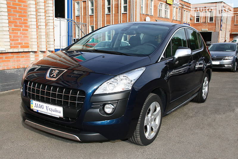 Внедорожник / Кроссовер Peugeot 3008 2011 в Киеве