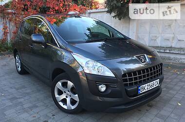 Внедорожник / Кроссовер Peugeot 3008 2013 в Ровно