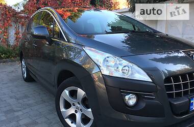 Внедорожник / Кроссовер Peugeot 3008 2013 в Ровно