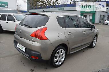 Універсал Peugeot 3008 2012 в Києві