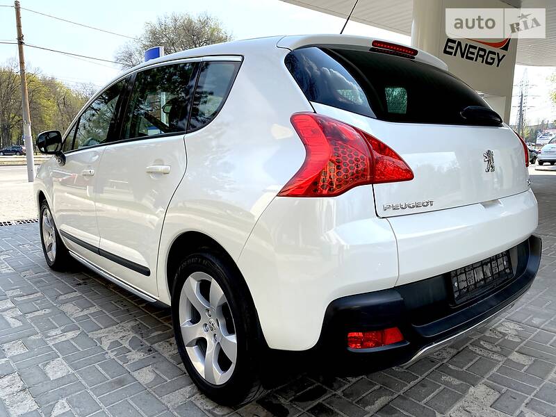 Внедорожник / Кроссовер Peugeot 3008 2010 в Днепре
