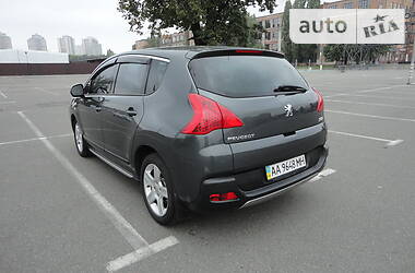 Минивэн Peugeot 3008 2011 в Киеве