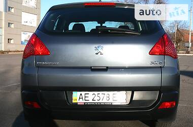 Внедорожник / Кроссовер Peugeot 3008 2011 в Кривом Роге