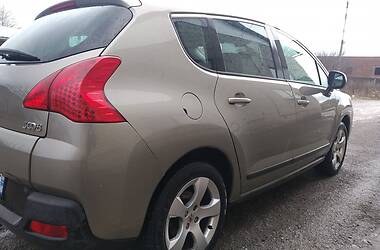 Внедорожник / Кроссовер Peugeot 3008 2010 в Бучаче