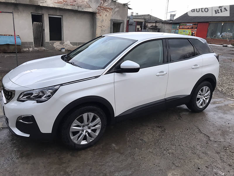 Внедорожник / Кроссовер Peugeot 3008 2017 в 