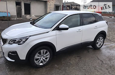 Внедорожник / Кроссовер Peugeot 3008 2017 в 