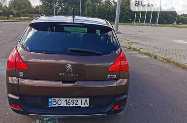 Позашляховик / Кросовер Peugeot 3008 2013 в Львові