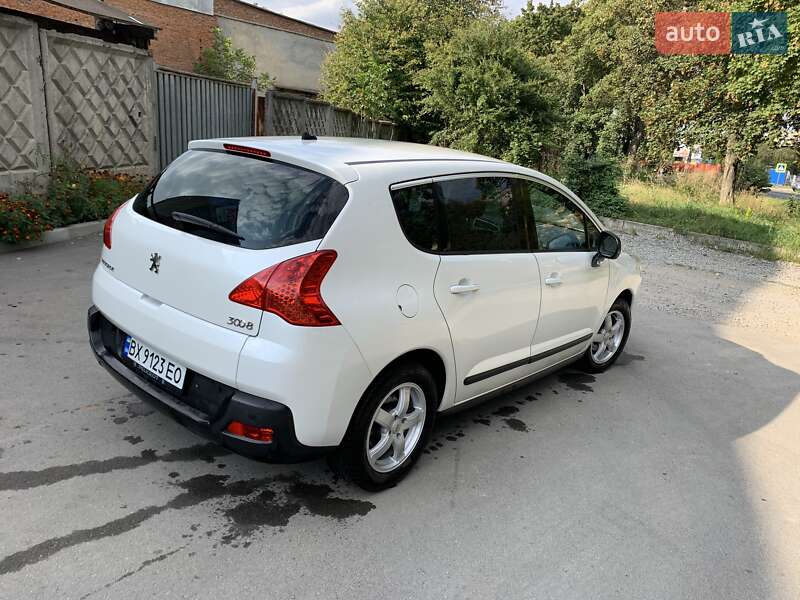 Позашляховик / Кросовер Peugeot 3008 2010 в Кам'янець-Подільському
