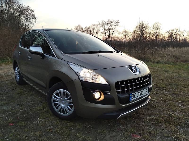 Седан Peugeot 3008 2011 в Стрые