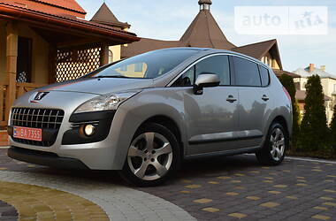 Позашляховик / Кросовер Peugeot 3008 2011 в Дрогобичі