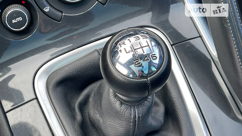 Внедорожник / Кроссовер Peugeot 3008 2010 в Стрые