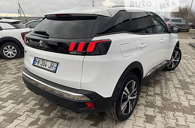 Универсал Peugeot 3008 2019 в Виннице