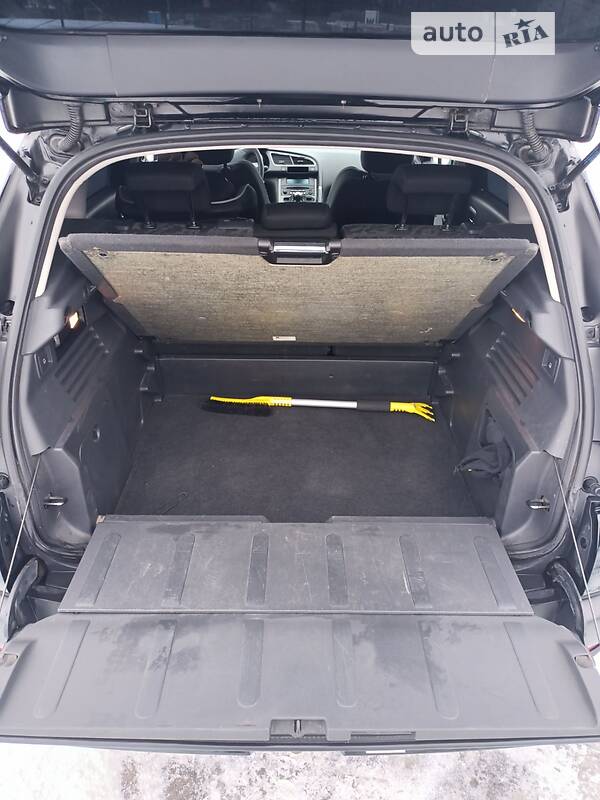 Внедорожник / Кроссовер Peugeot 3008 2013 в Ивано-Франковске